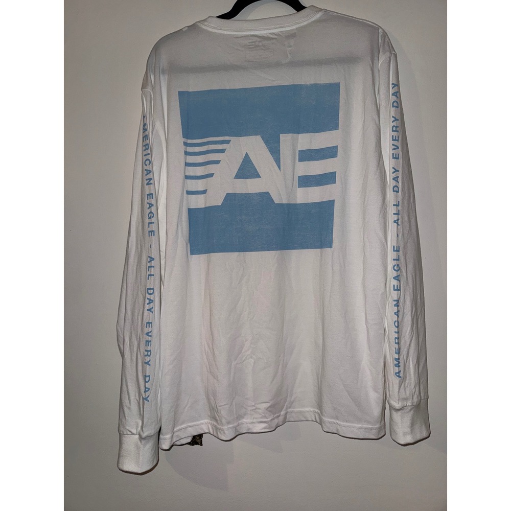 American Eagle Mens Size XL Long Sleeve Graphic T-Shirt White Blue AE Logo NWT